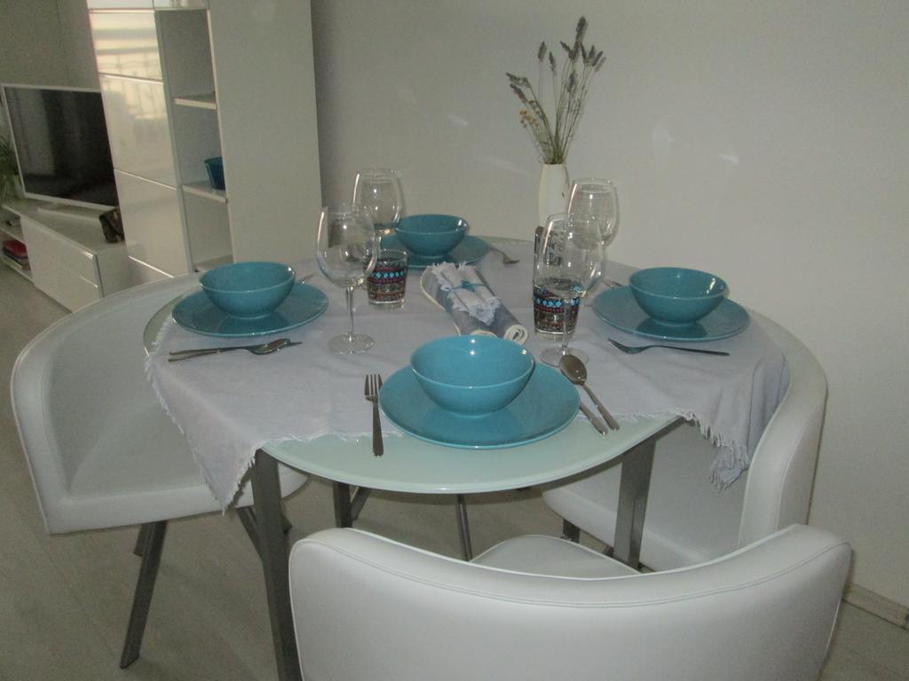 Vlatkoviceva Apartments Senj  Habitación foto