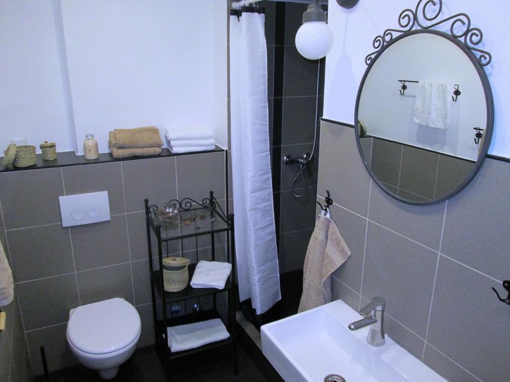Vlatkoviceva Apartments Senj  Habitación foto